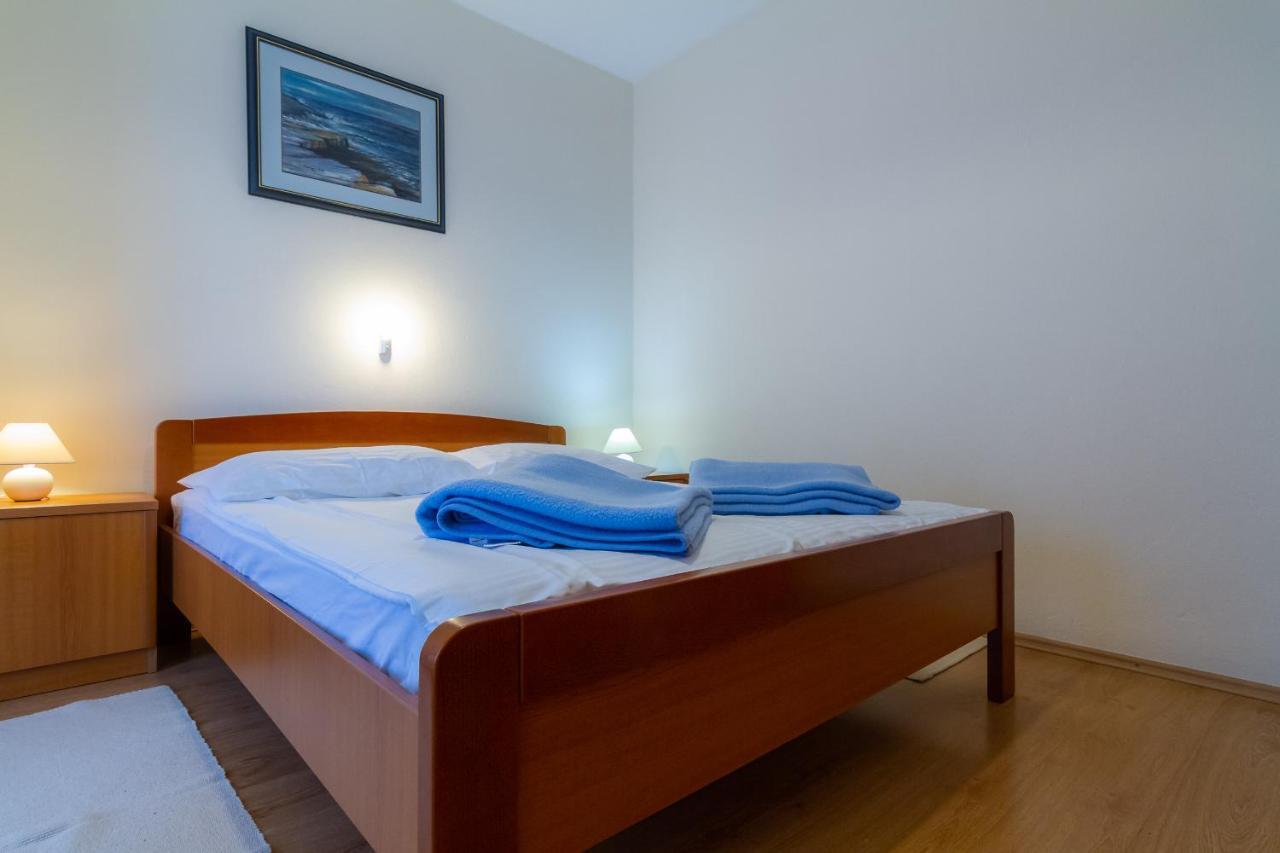 Apartman Haus Maja Banjol Екстериор снимка
