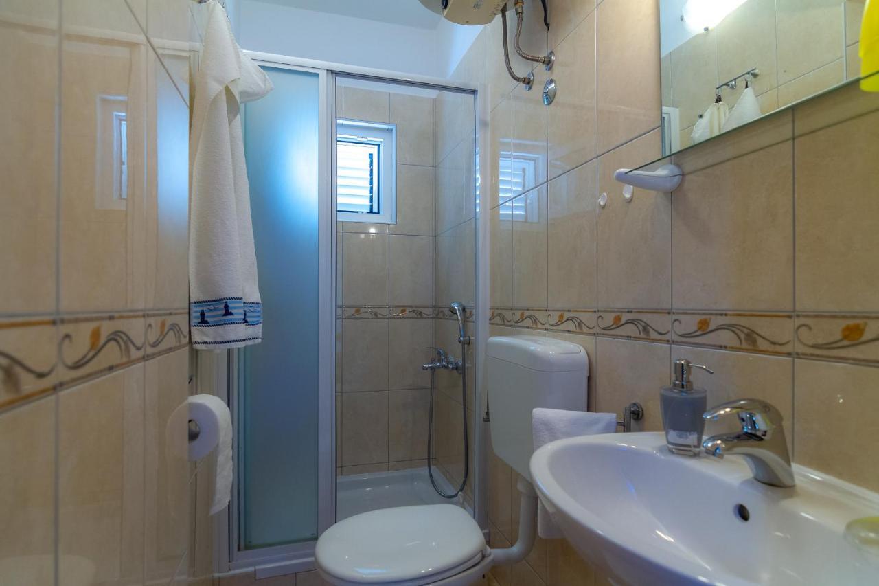Apartman Haus Maja Banjol Екстериор снимка