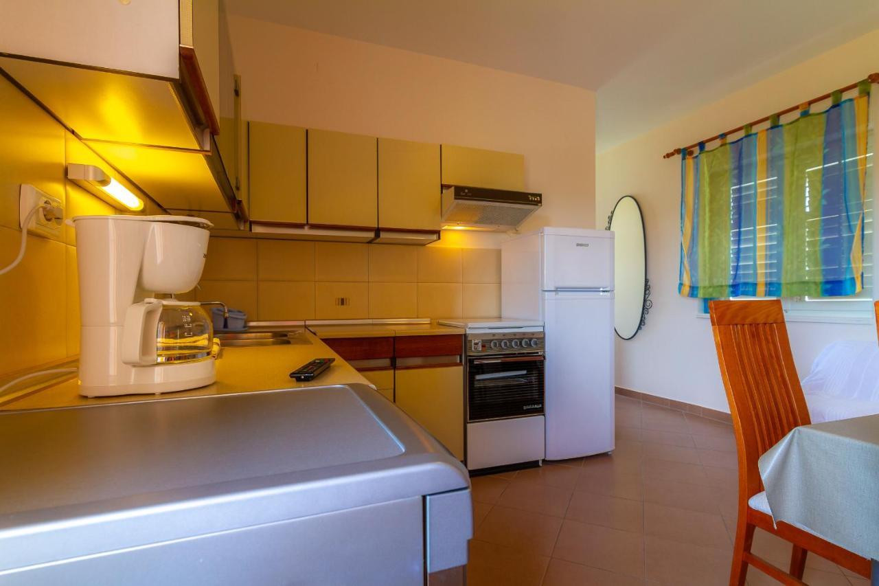 Apartman Haus Maja Banjol Екстериор снимка