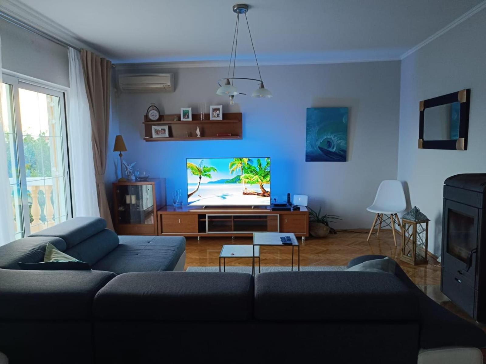 Apartman Haus Maja Banjol Екстериор снимка