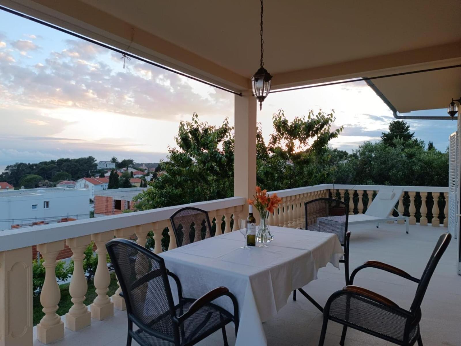 Apartman Haus Maja Banjol Екстериор снимка