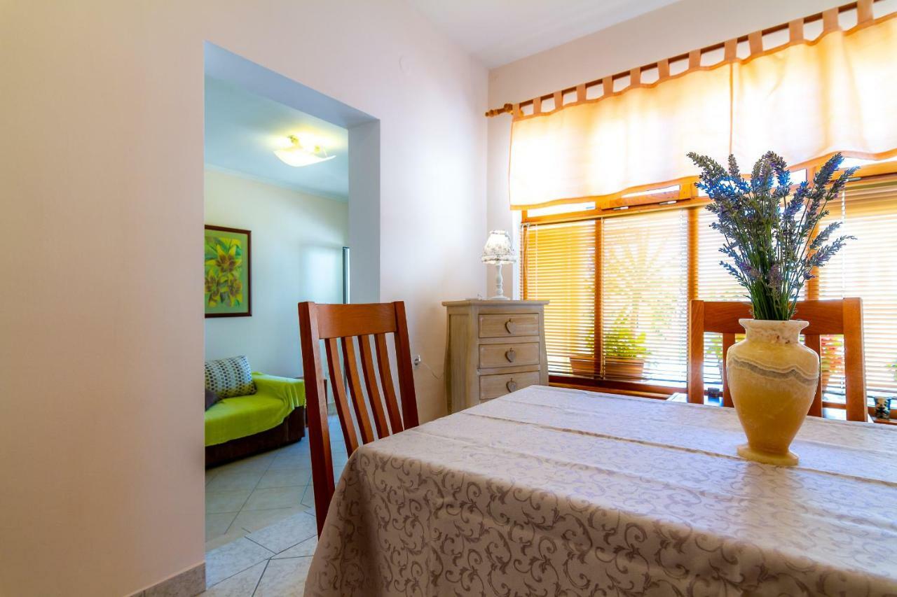 Apartman Haus Maja Banjol Екстериор снимка